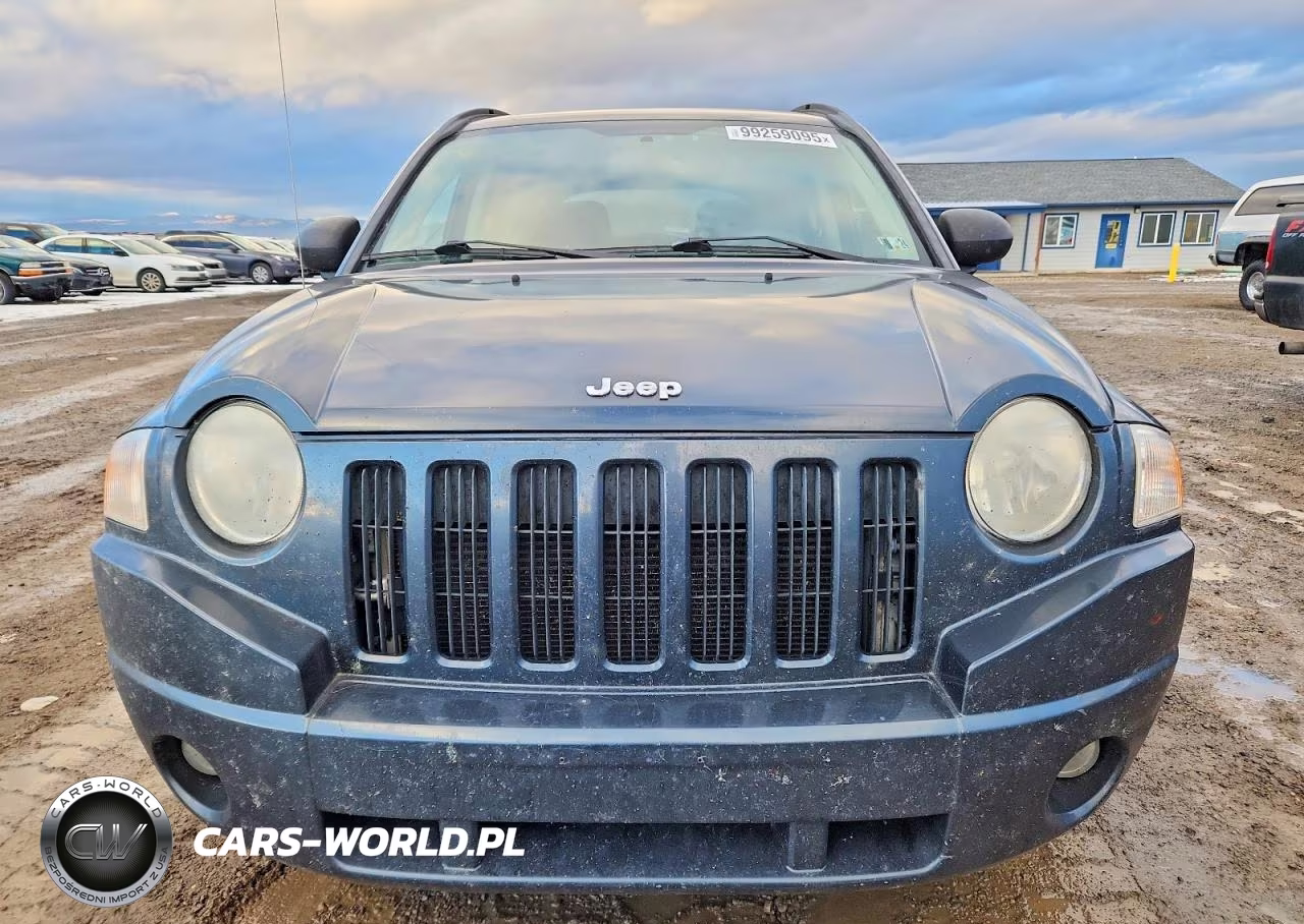 2008 Jeep Compass Sport VIN:1J8FF47W88D634163 - 5