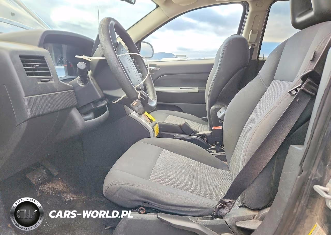 2008 Jeep Compass Sport VIN:1J8FF47W88D634163 - 7