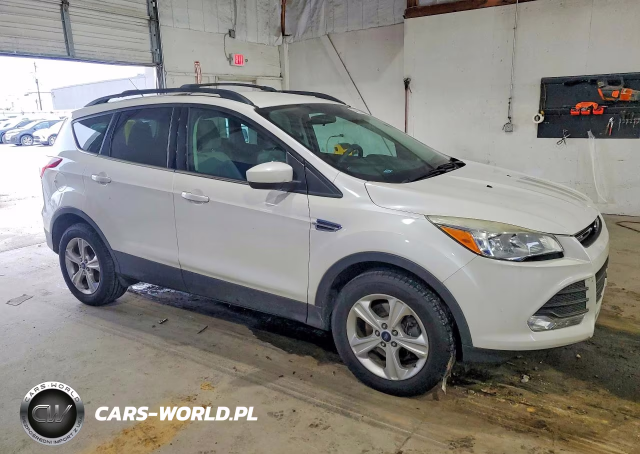 2016 Ford Escape Se VIN:1FMCU9G9XGUA74373 - 4