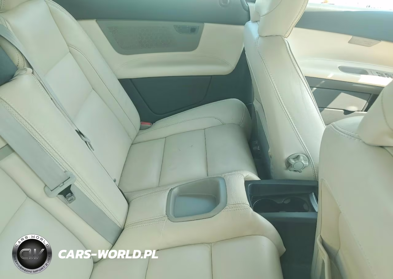 2013 Volvo C70 T5 VIN:YV1672MC4DJ138897 - 10