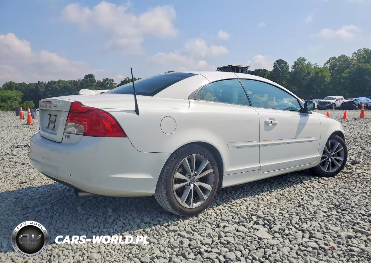 2013 Volvo C70 T5 VIN:YV1672MC4DJ138897 - 3
