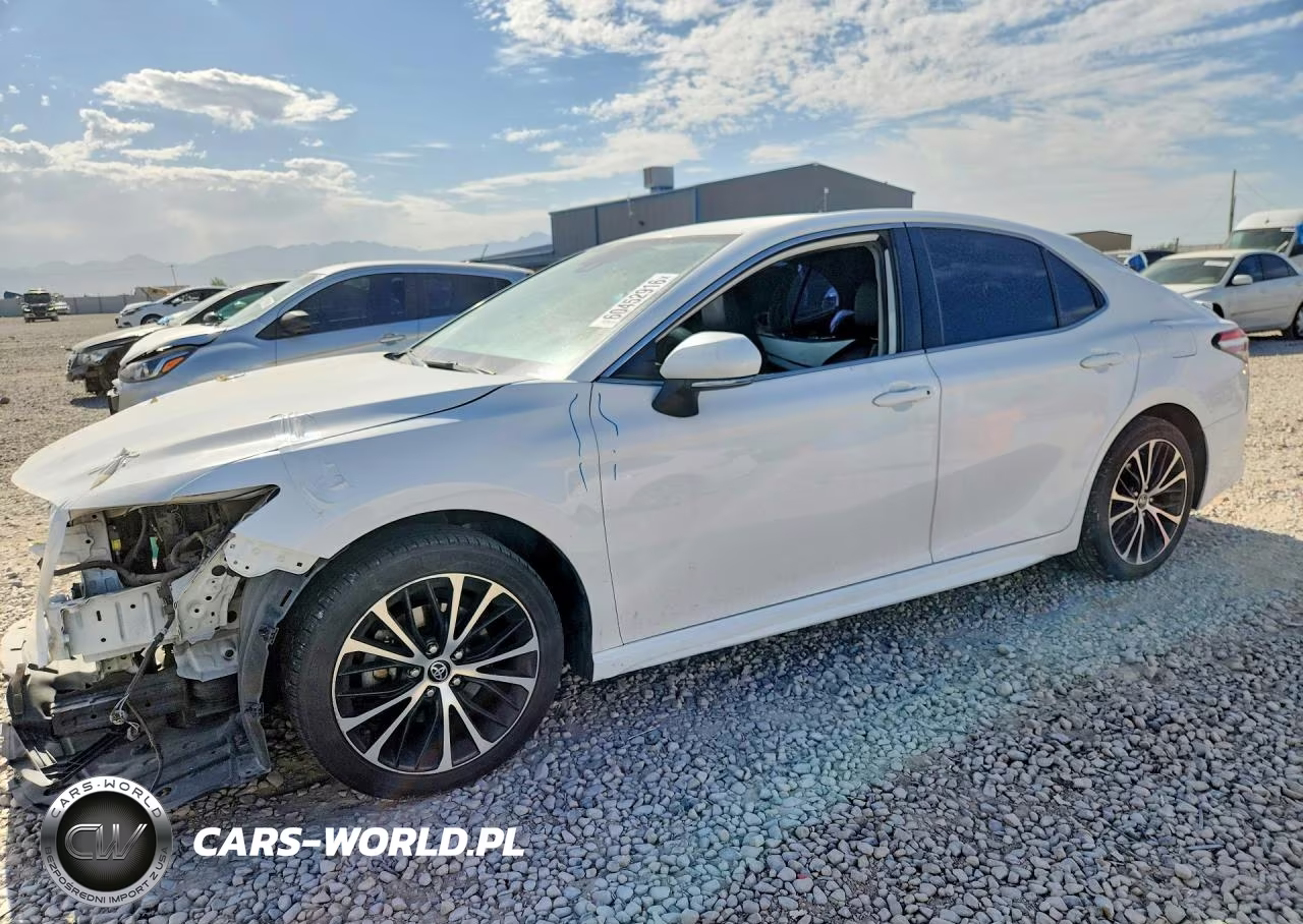 2020 Toyota Camry Se