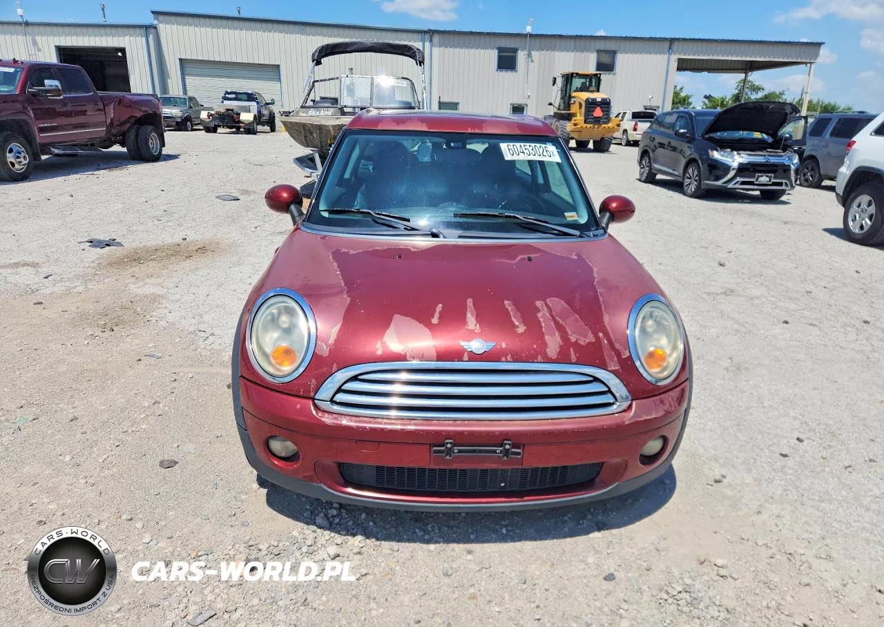 2009 Mini Cooper Clubman VIN:WMWML33579TP97387 - 5