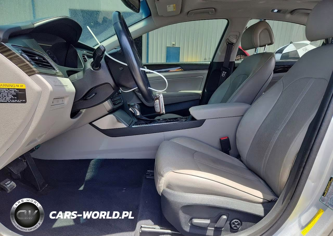 2016 Hyundai Sonata Limited VIN:5NPE34AF3GH283496 - 7