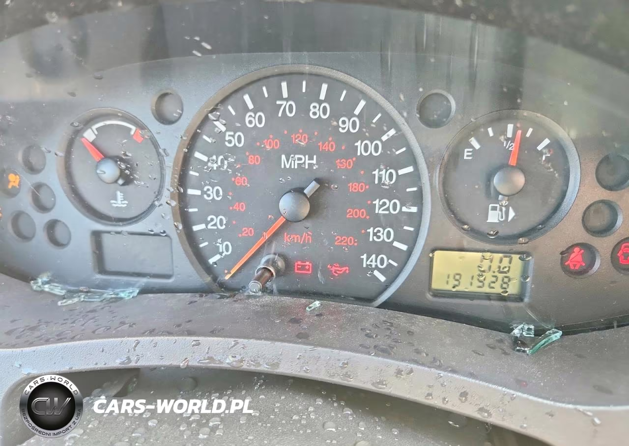 2007 Ford Focus Zx4 VIN:1FAFP34N07W340355 - 9