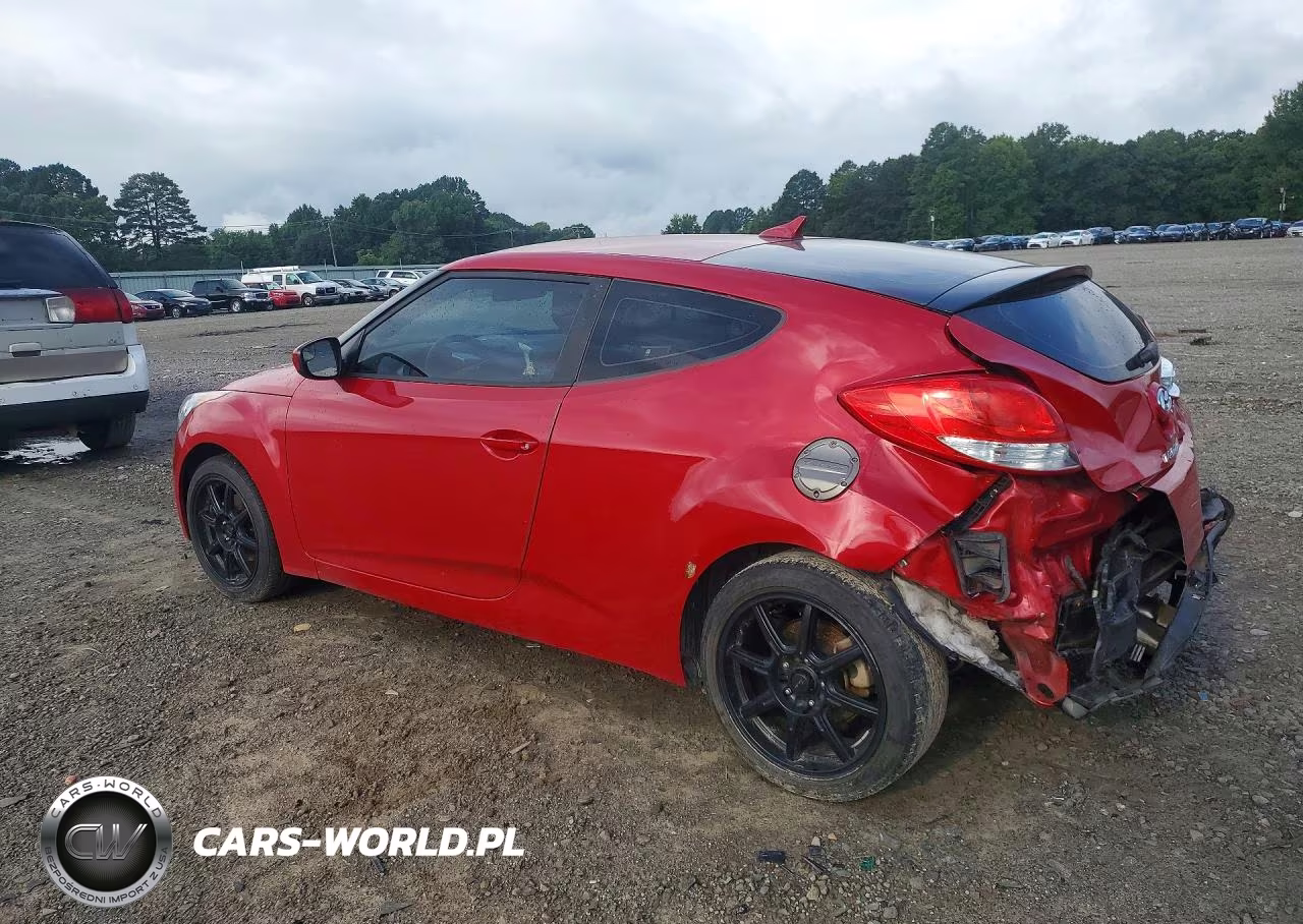 2016 Hyundai Veloster Base VIN:KMHTC6AD8GU300599 - 2