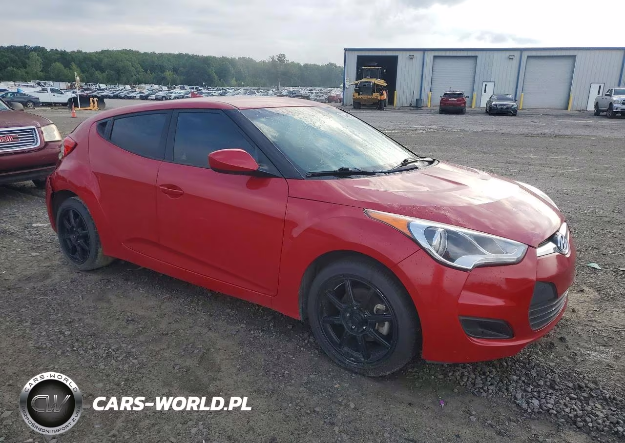 2016 Hyundai Veloster Base VIN:KMHTC6AD8GU300599 - 4