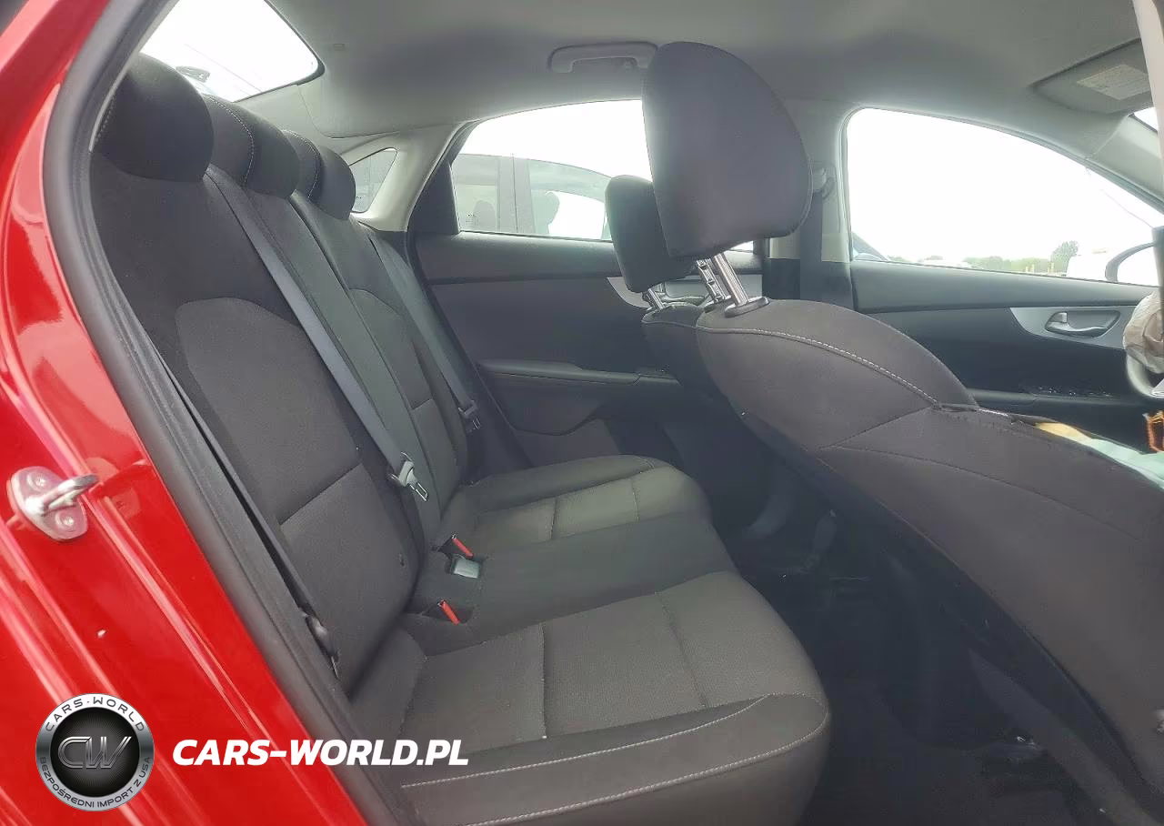 2024 Kia Forte Lxs VIN:3KPF24AD7RE736046 - 10