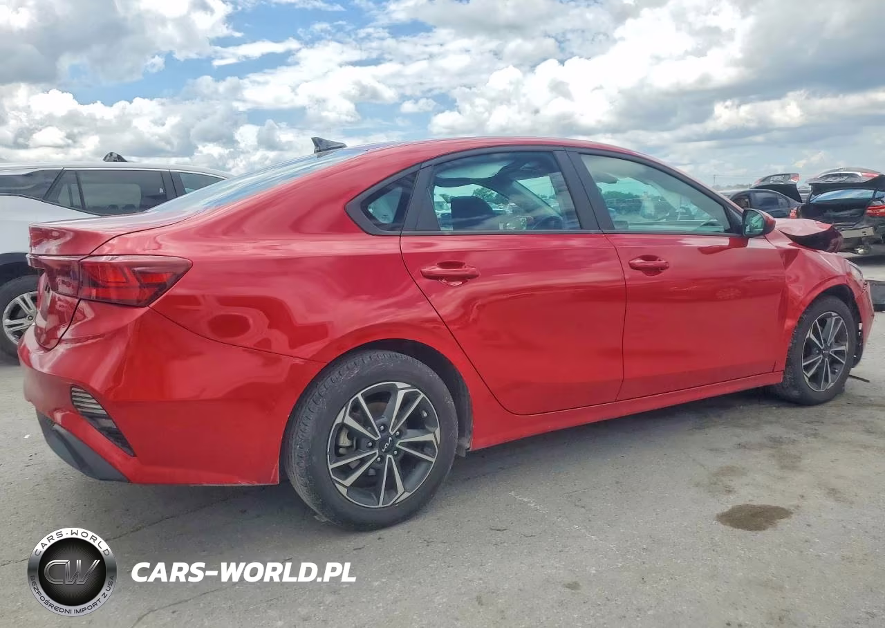 2024 Kia Forte Lxs VIN:3KPF24AD7RE736046 - 3
