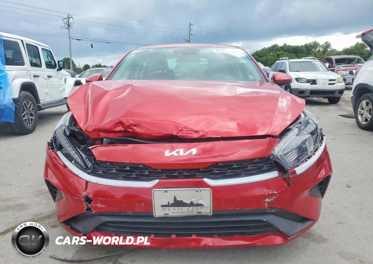2024 Kia Forte Lxs VIN:3KPF24AD7RE736046 - 5