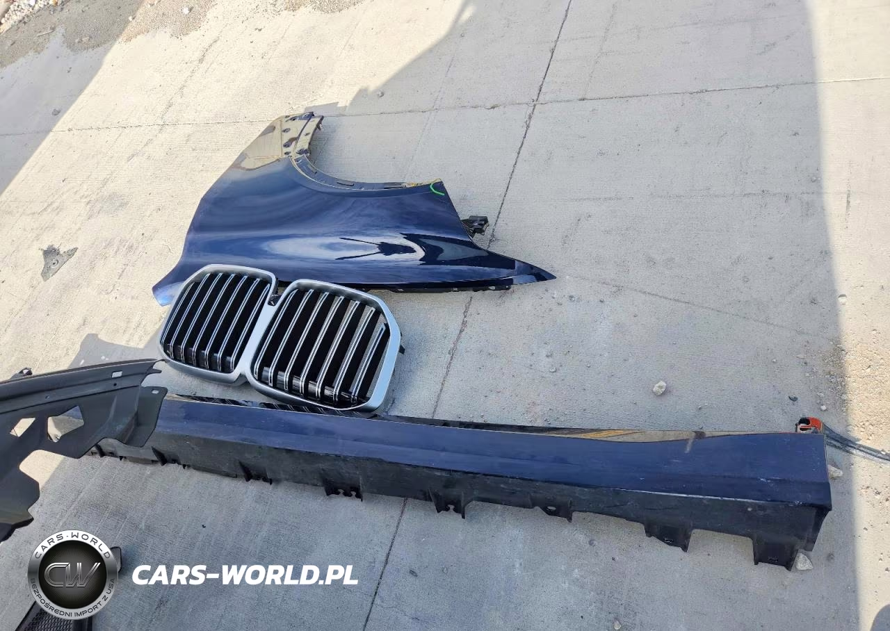 2025 BMW X7 xDrive40I VIN:5UX23EM02S9Y00044 - 13