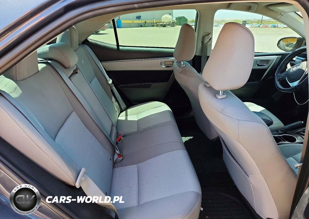 2016 Toyota Corolla Le Plus VIN:5YFBURHE5GP482126 - 10