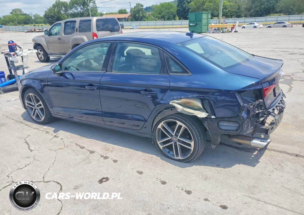 2018 Audi A3 Premium VIN:WAUAUGFF9J1009544 - 2