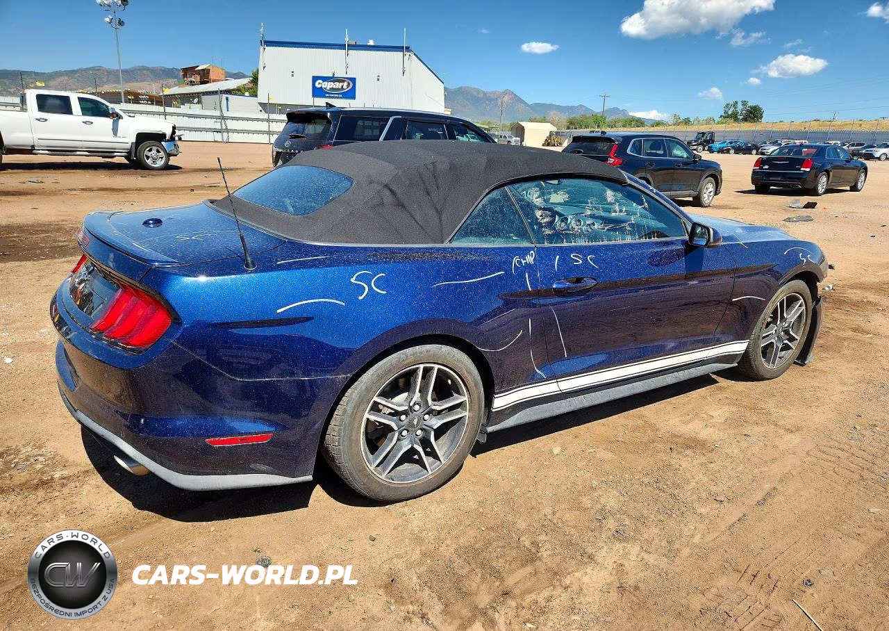2018 Ford Mustang VIN:1FATP8UH2J5157062 - 3
