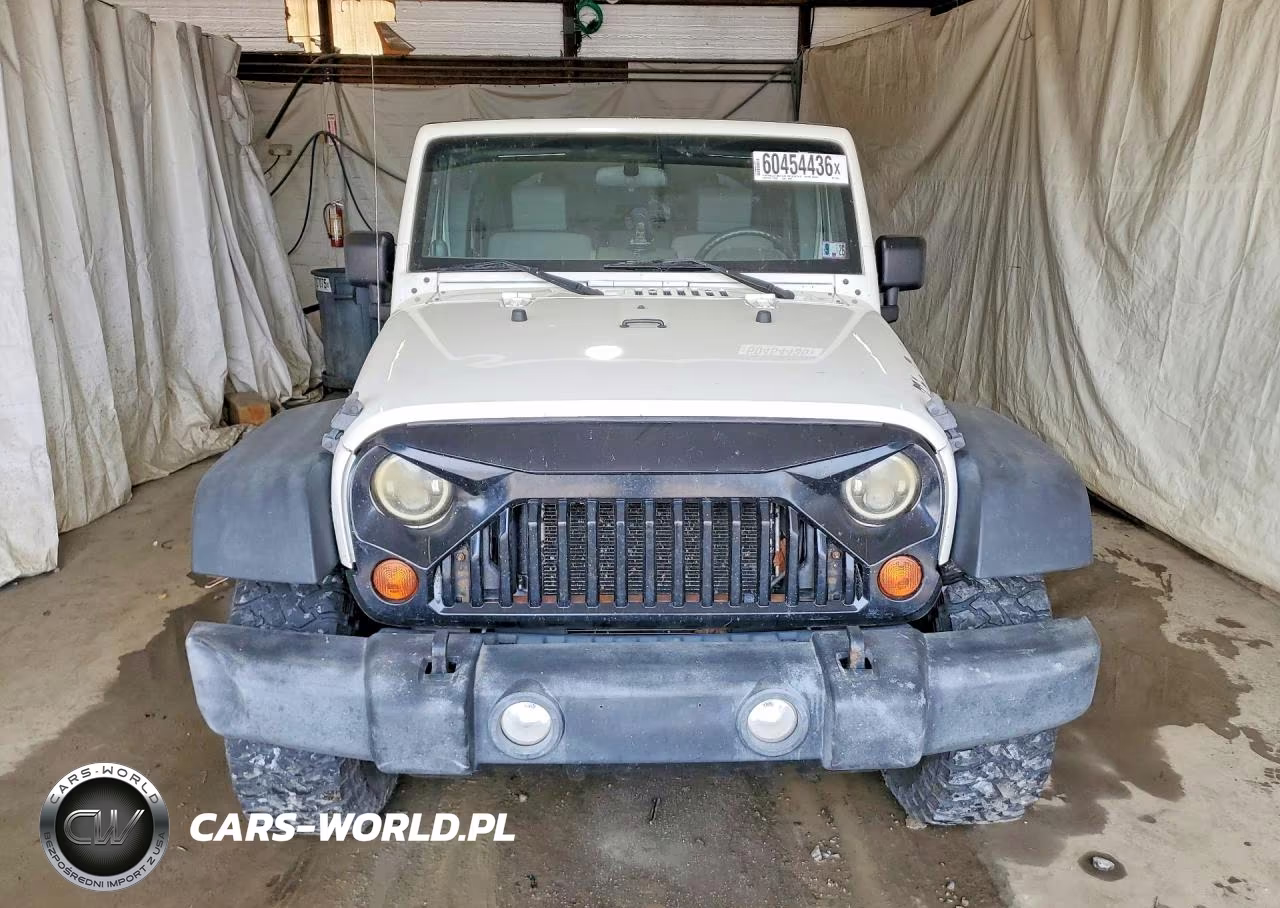 2010 Jeep Wrangler Unlimited Sport VIN:1J4BA3H12AL170567 - 5