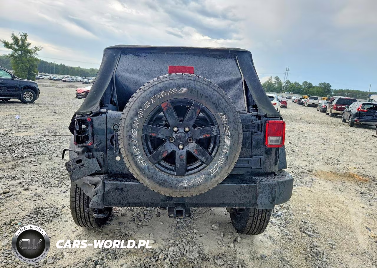 2014 Jeep Wrangler Unlimited Sahara VIN:1C4BJWEG5EL283533 - 6
