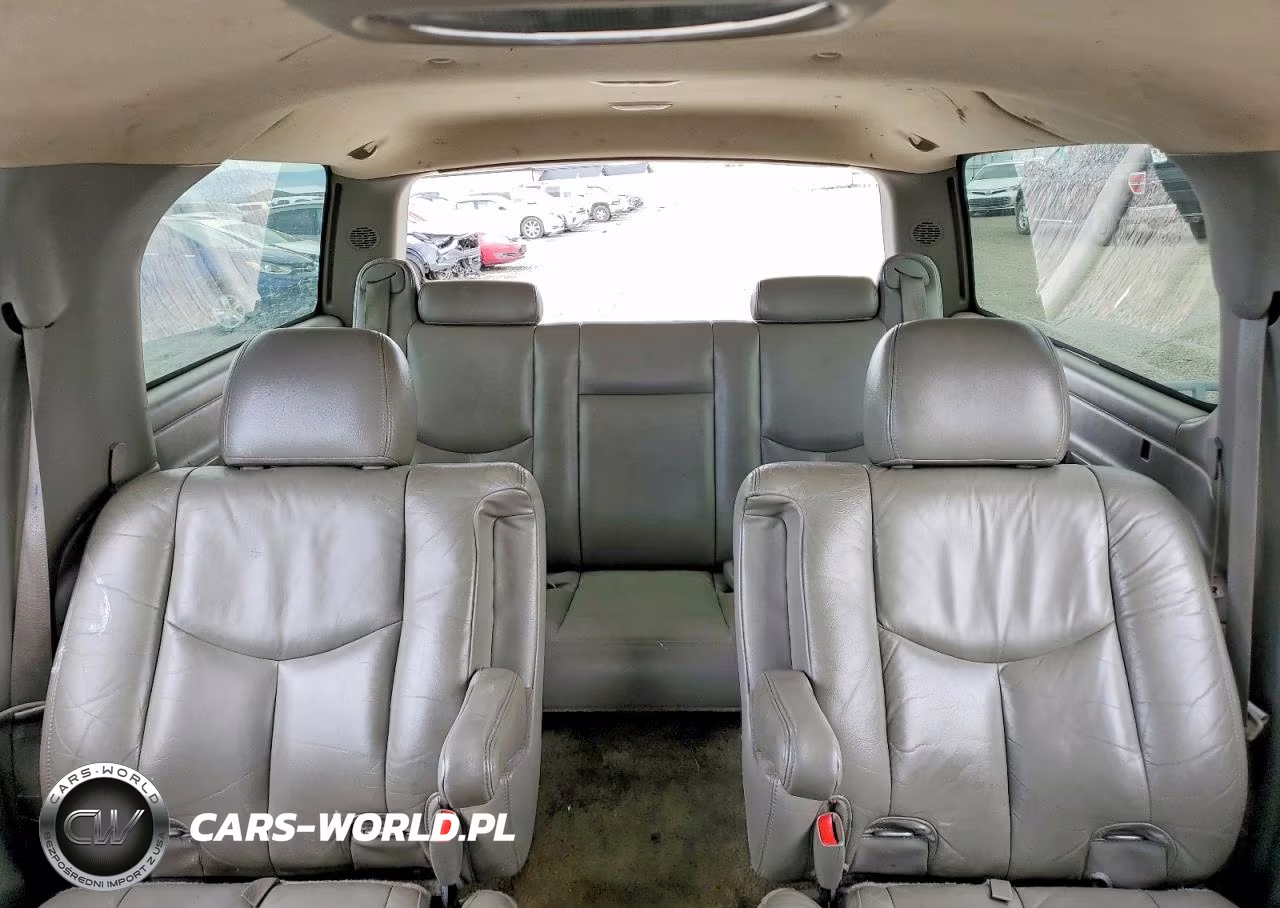 2003 Chevrolet Suburban C1500 VIN:3GNEC16Z13G176216 - 10