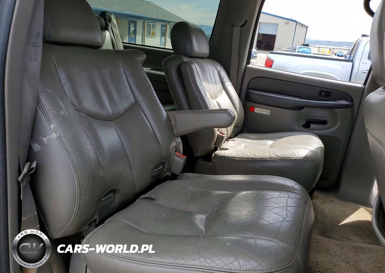 2003 Chevrolet Suburban C1500 VIN:3GNEC16Z13G176216 - 11