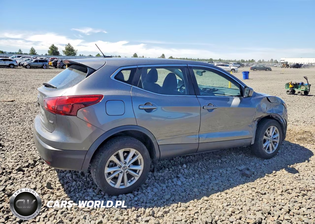 2019 Nissan Rogue Sport S VIN:JN1BJ1CR0KW346865 - 3
