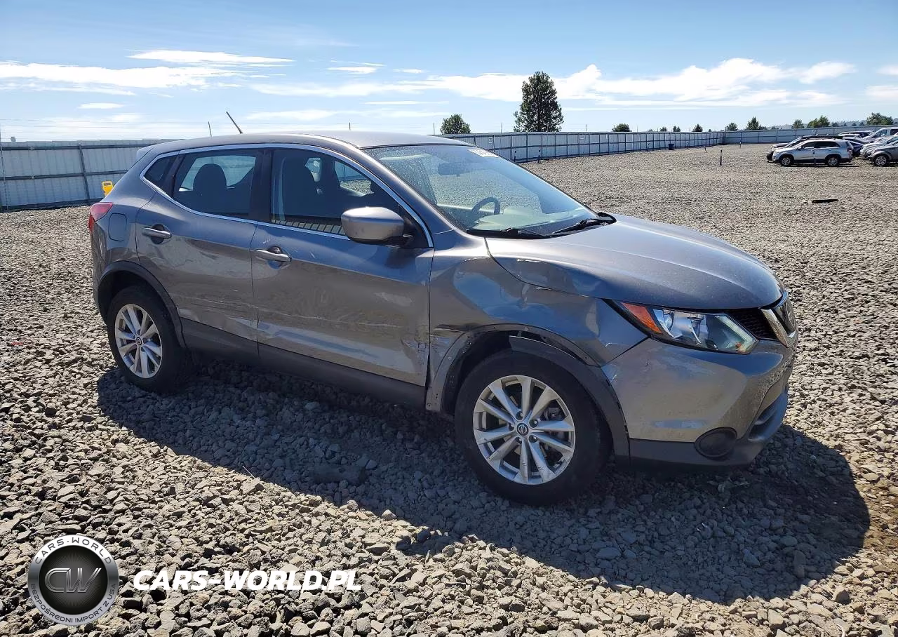 2019 Nissan Rogue Sport S VIN:JN1BJ1CR0KW346865 - 4