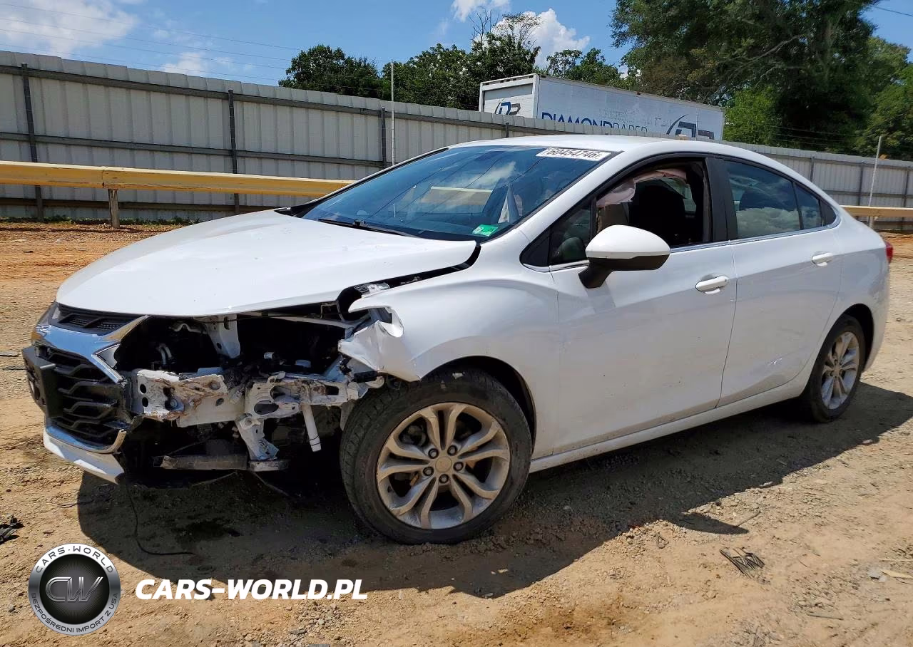 2019 Chevrolet Cruze Lt – zdjęcie 1 z 13