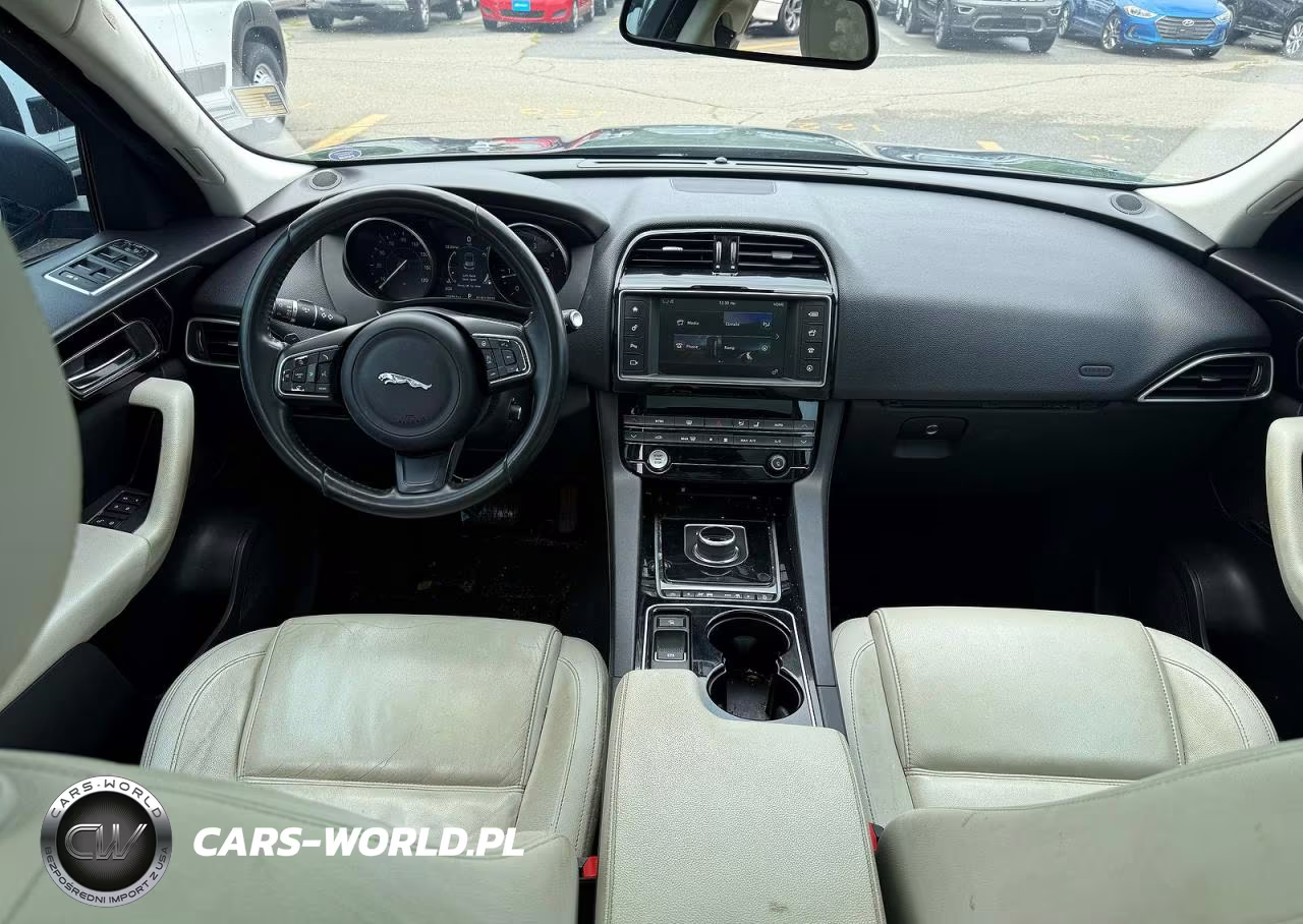 2017 Jaguar F-Pace Prestige VIN:SADCK2BN0HA087453 - 9