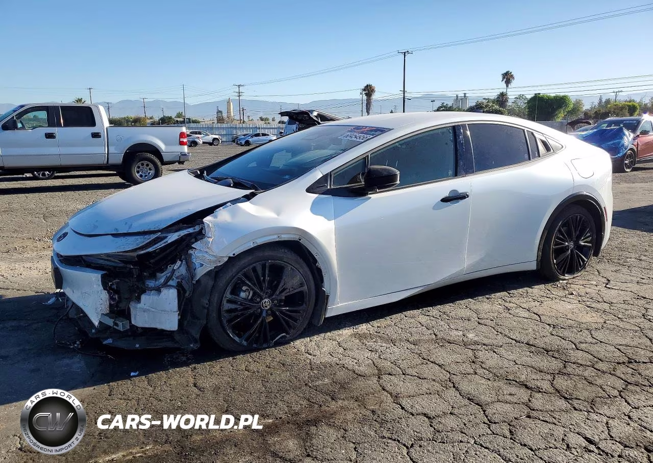 2025 Toyota Prius Nightshade – zdjęcie 1 z 12