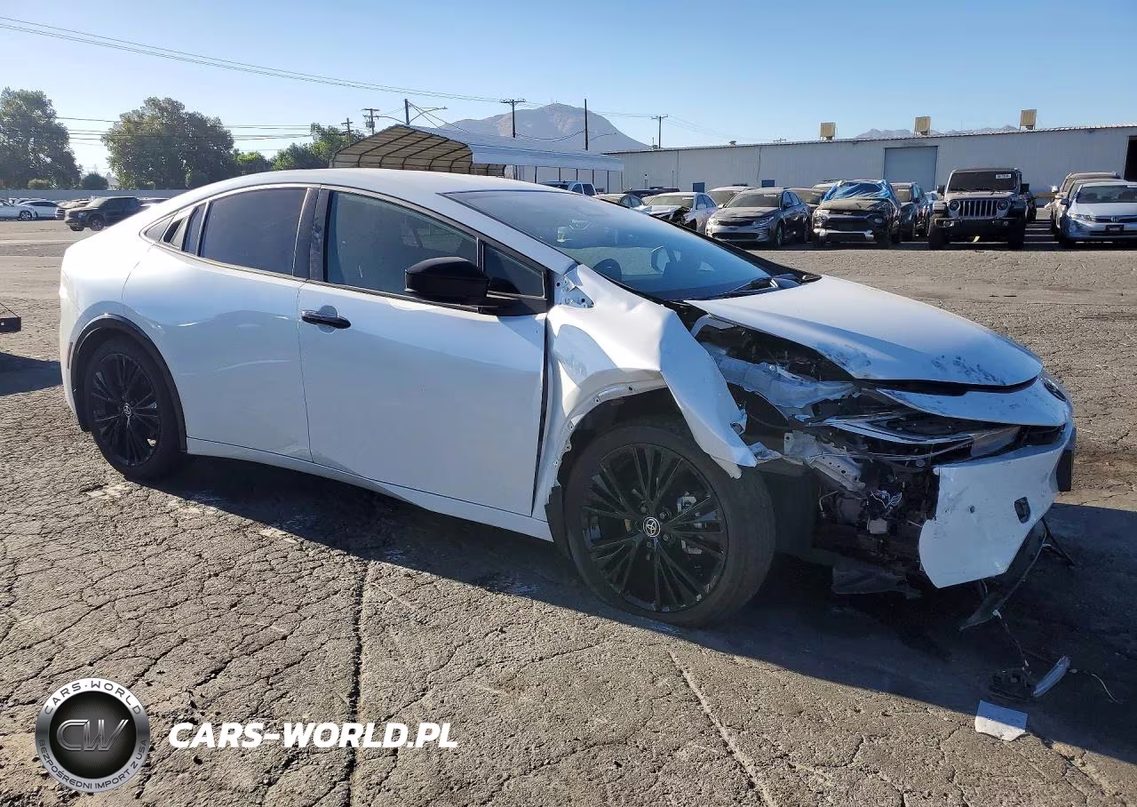 2025 Toyota Prius Nightshade VIN:JTDACAAU0S3062552 - 4