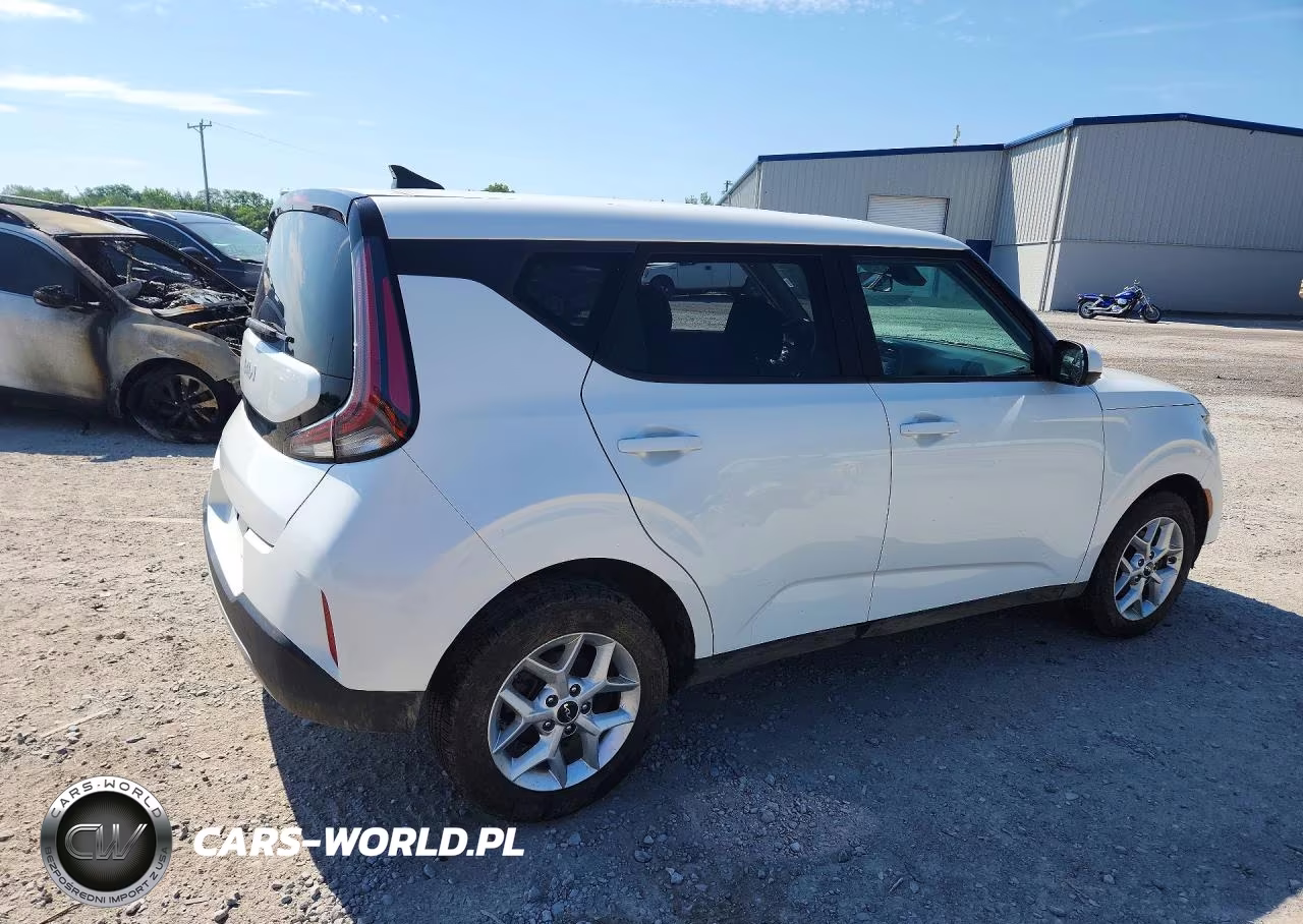 2023 Kia Soul Lx VIN:KNDJ23AU9P7861342 - 3