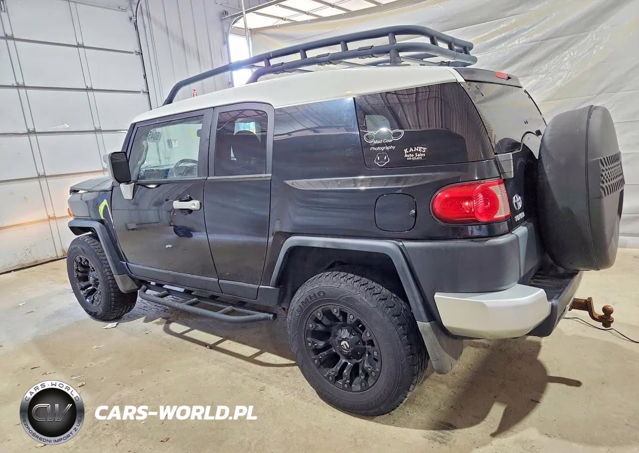 2010 Toyota Fj Cruiser Base VIN:JTEBU4BF2AK083941 - 2