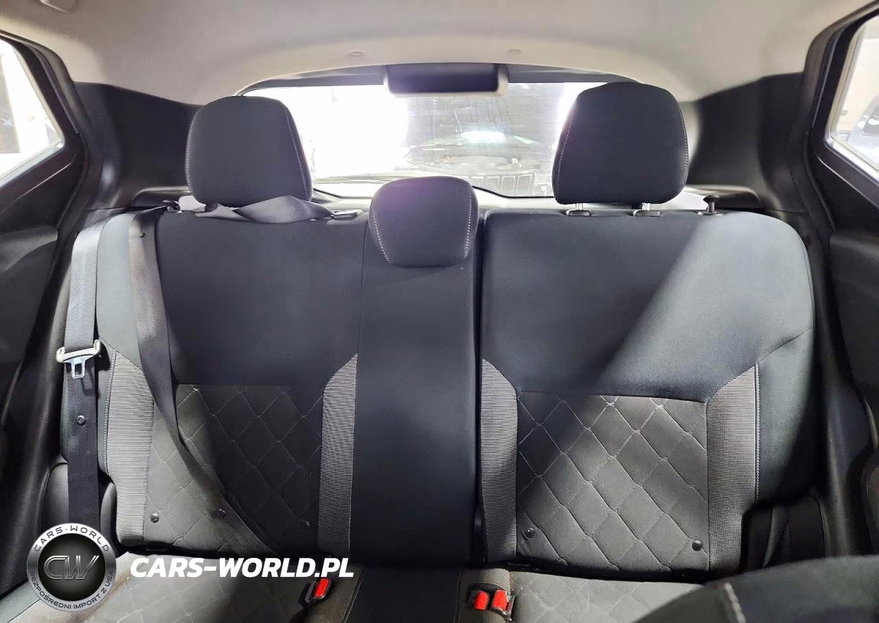 2019 Nissan Kicks S VIN:3N1CP5CU6KL569142 - 10