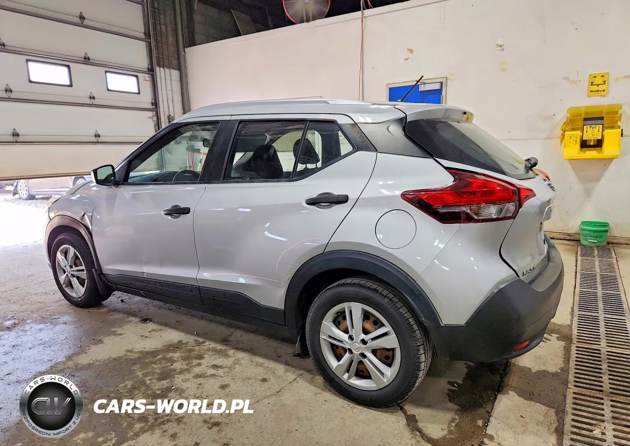 2019 Nissan Kicks S VIN:3N1CP5CU6KL569142 - 2