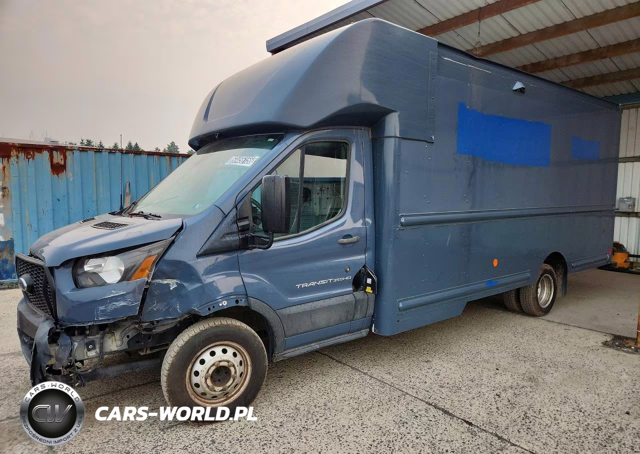 2021 Ford Transit Delivery Truck