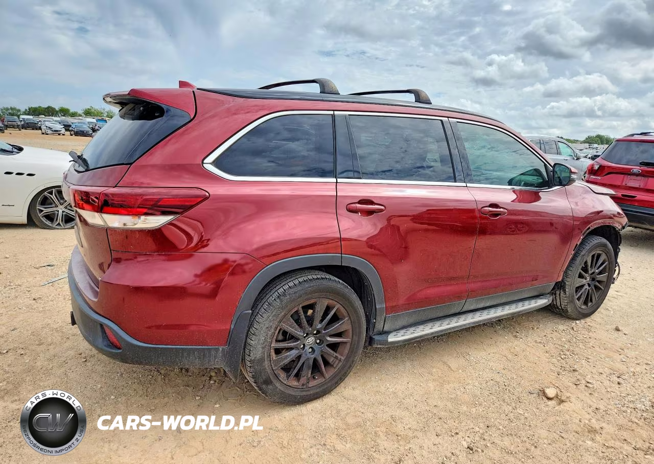 2019 Toyota Highlander Se VIN:5TDKZRFH5KS556207 - 3