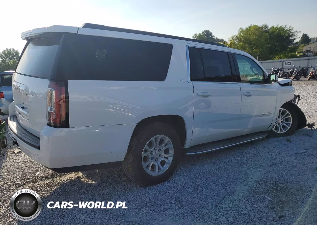 2020 GMC Yukon 4D Denali VIN:1GKS2GKC8LR299745 - 3