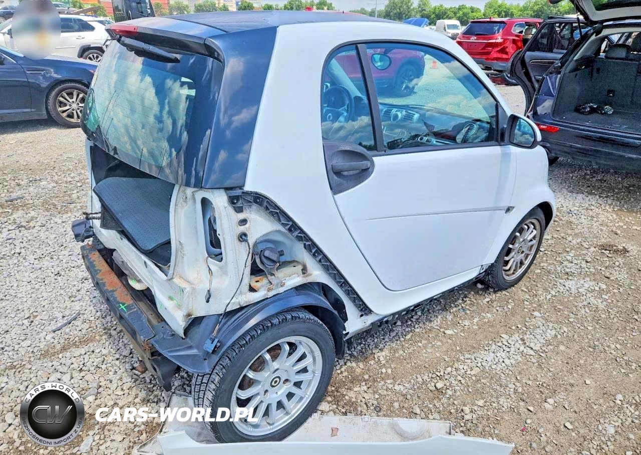 2011 Smart Fortwo Pure VIN:WMEEJ3BAXBK469907 - 3
