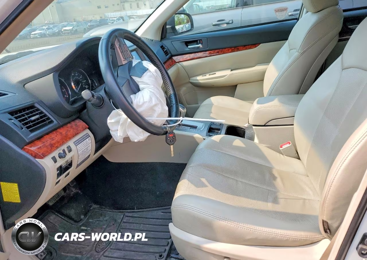 2011 Subaru Outback 3.6R Limited VIN:4S4BRDLC8B2323100 - 7