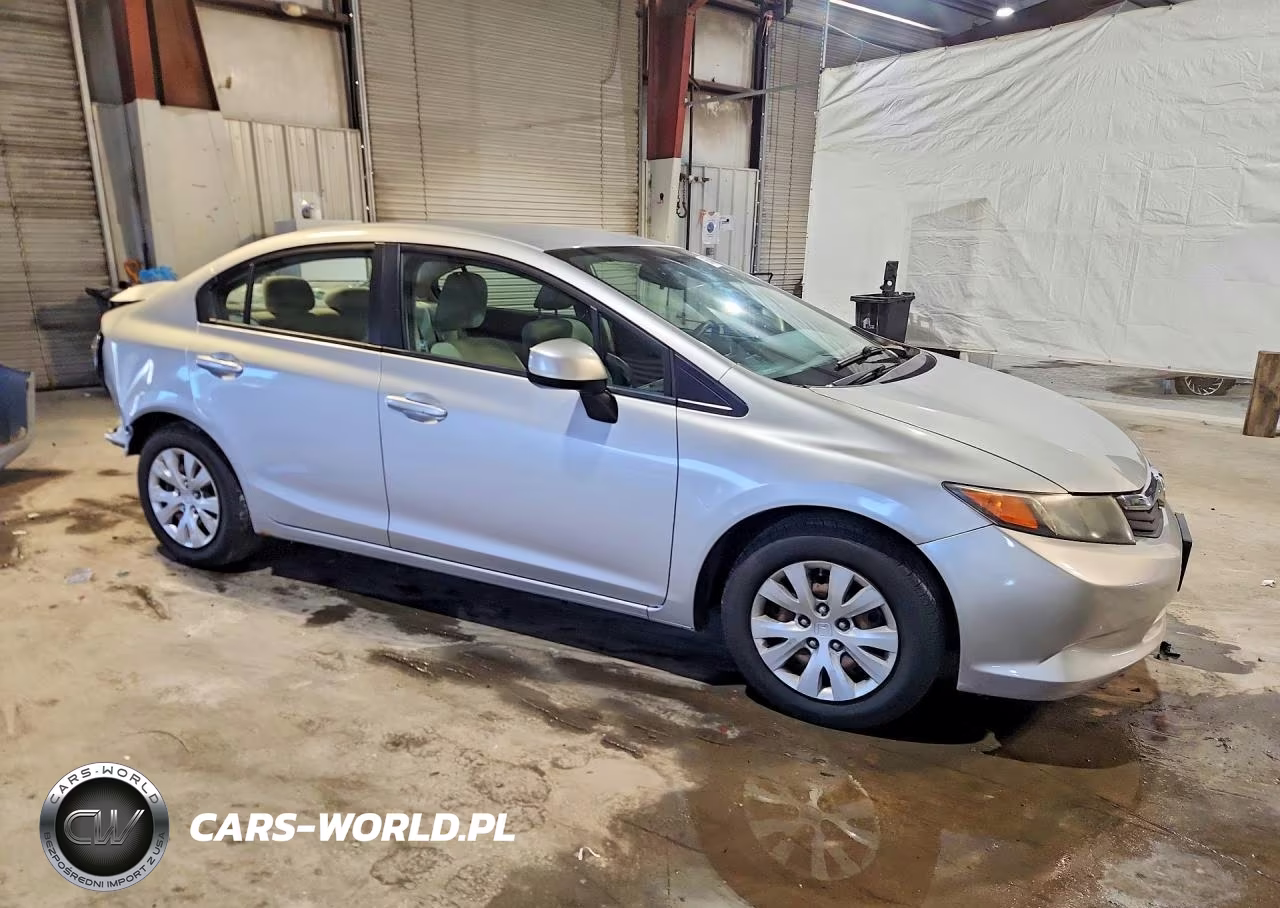 2012 Honda Civic Lx VIN:2HGFB2F57CH586488 - 4
