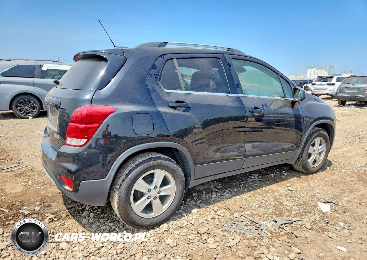 2020 Chevrolet Trax 1Lt VIN:3GNCJLSB7LL213813 - 3