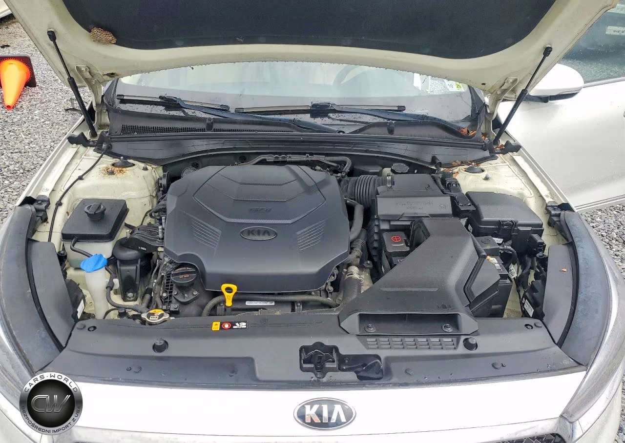 2017 Kia Cadenza Premium VIN:KNALB4J19H5042782 - 11