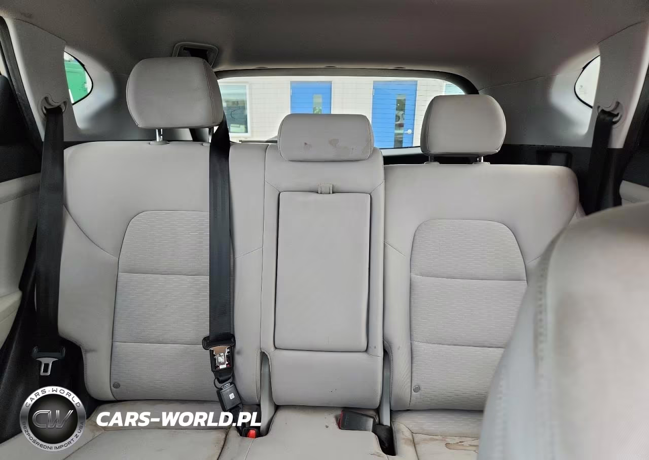 2019 Hyundai Tucson Se VIN:KM8J23A42KU957741 - 10