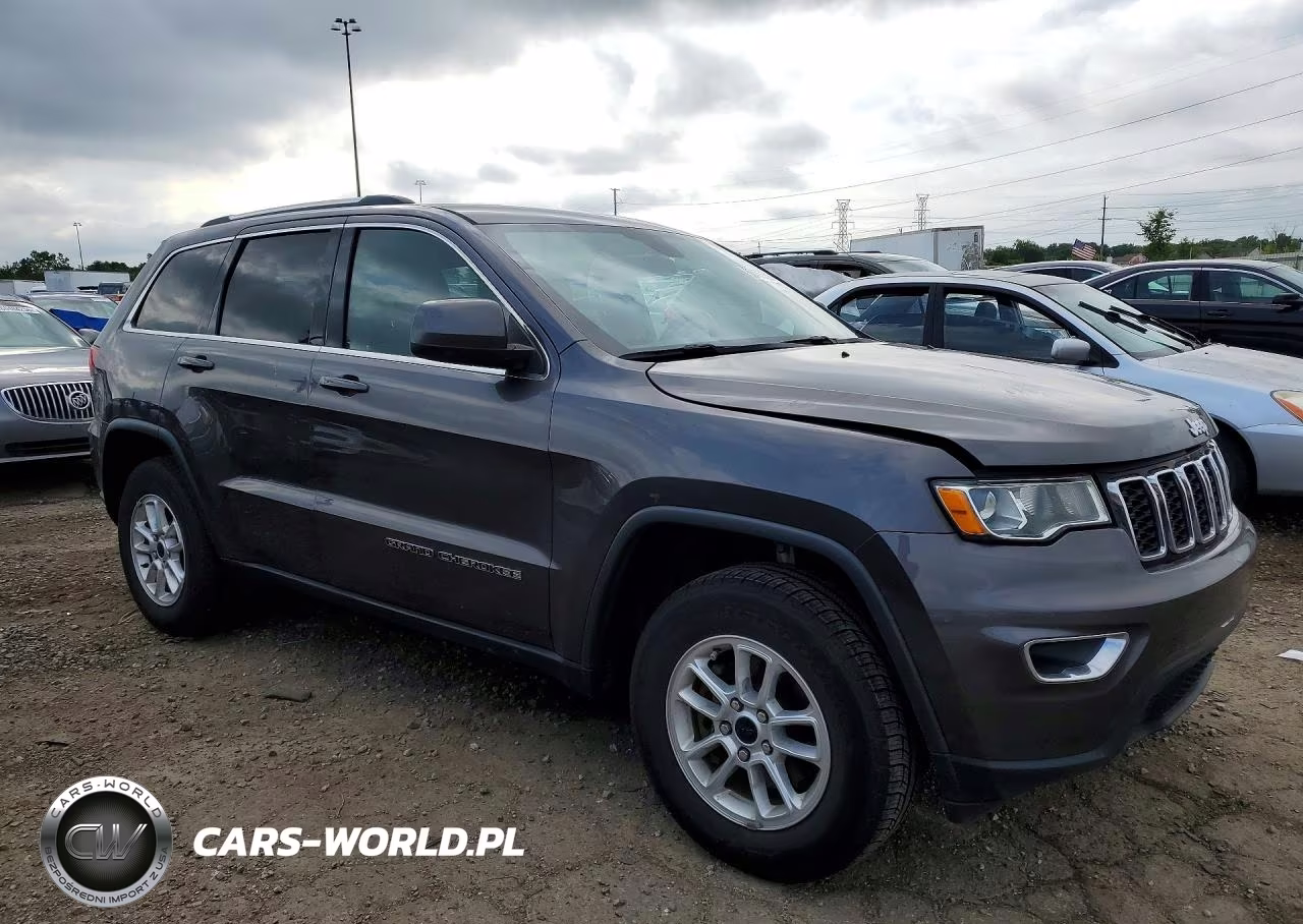 2019 Jeep Grand Cherokee Laredo VIN:1C4RJFAG4KC607958 - 4