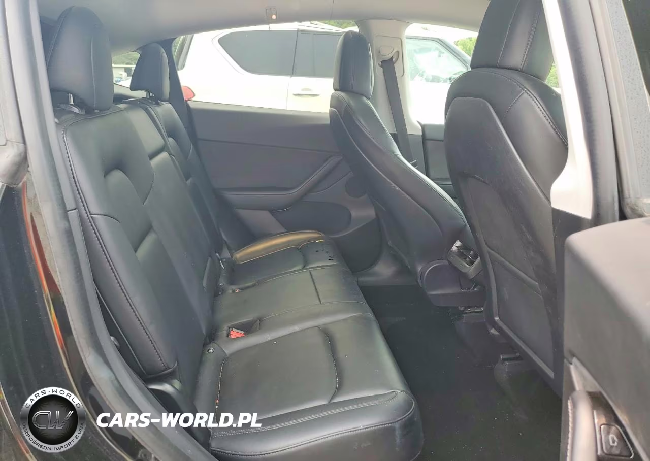 2021 Tesla Model Y VIN:5YJYGDEF6MF081922 - 10