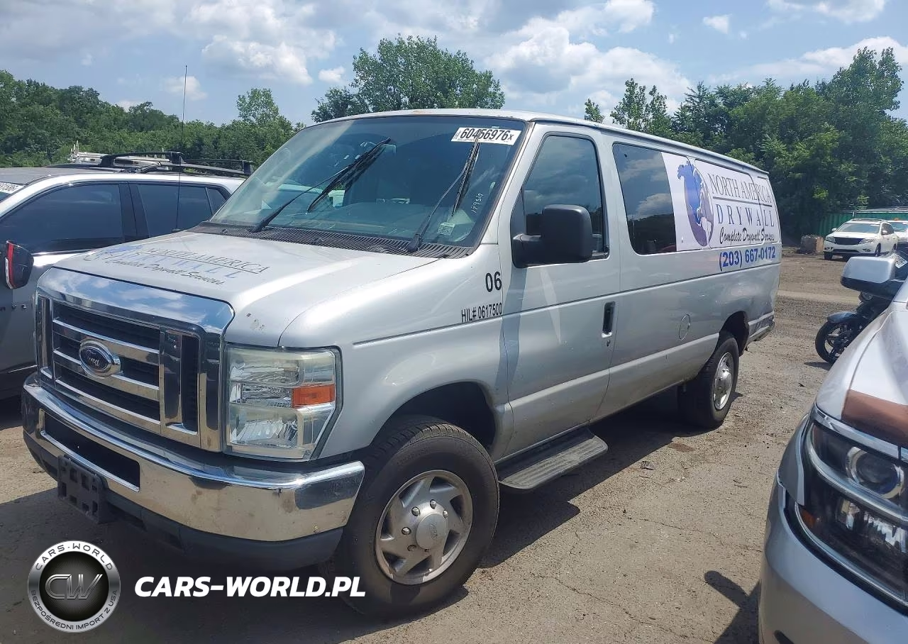 2009 Ford Econoline E350 Super Duty Wagon