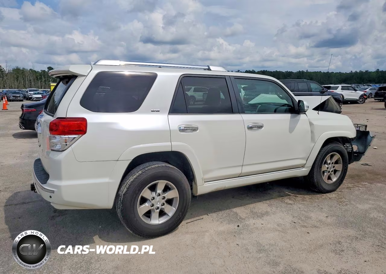 2010 Toyota 4Runner Sr5 VIN:JTEZU5JR7A5002009 - 3