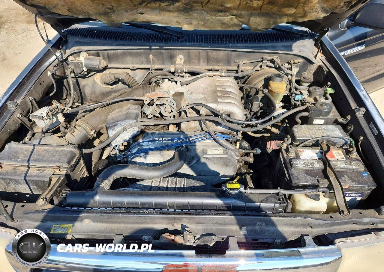 2000 Toyota Tacoma Xtracab VIN:4TAWN72N7YZ604371 - 11