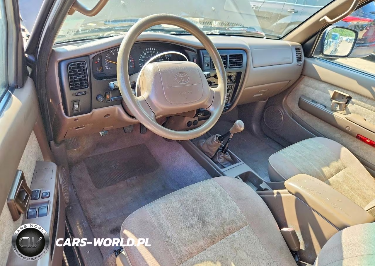 2000 Toyota Tacoma Xtracab VIN:4TAWN72N7YZ604371 - 8