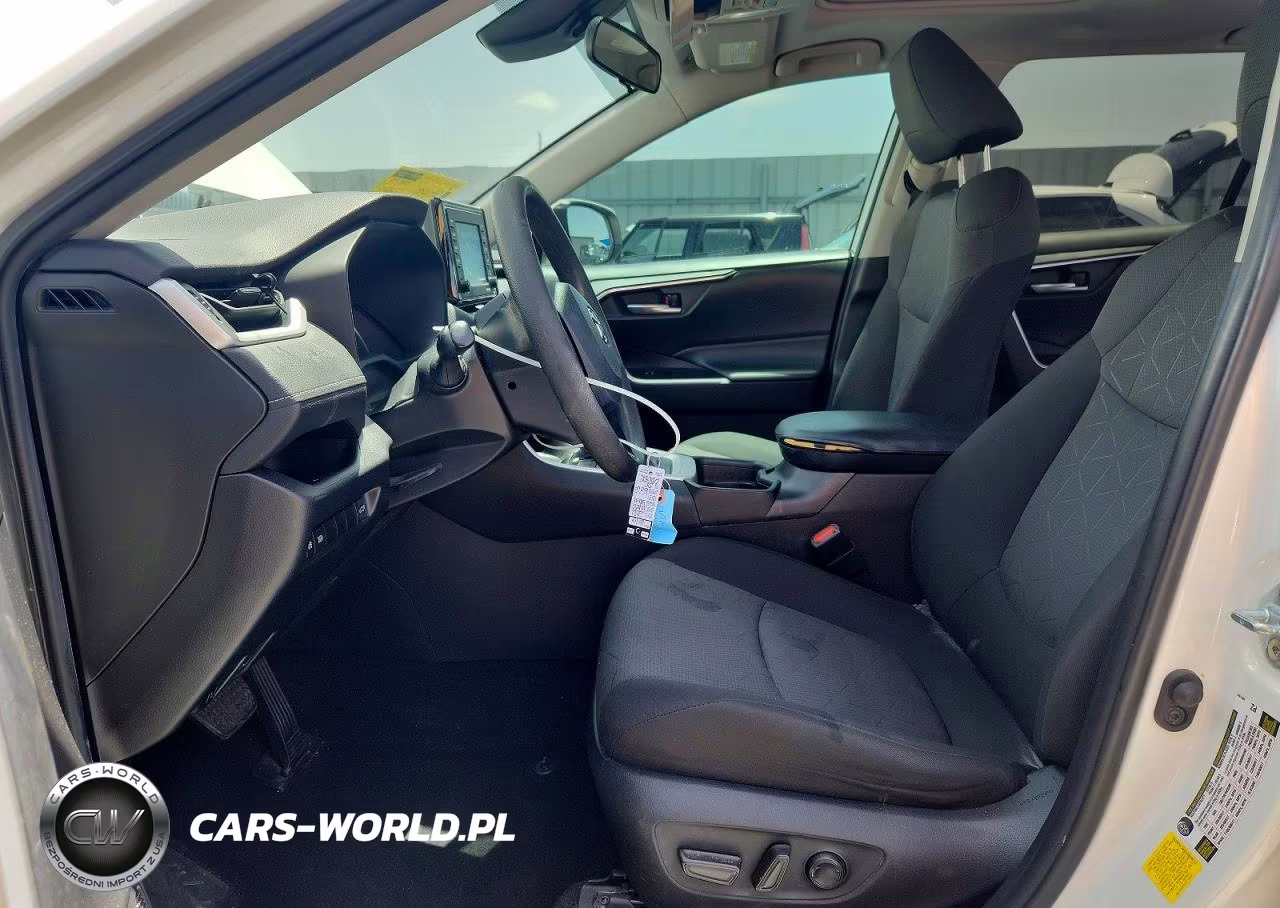 2021 Toyota Rav4 Xle VIN:2T3W1RFV5MC104050 - 7