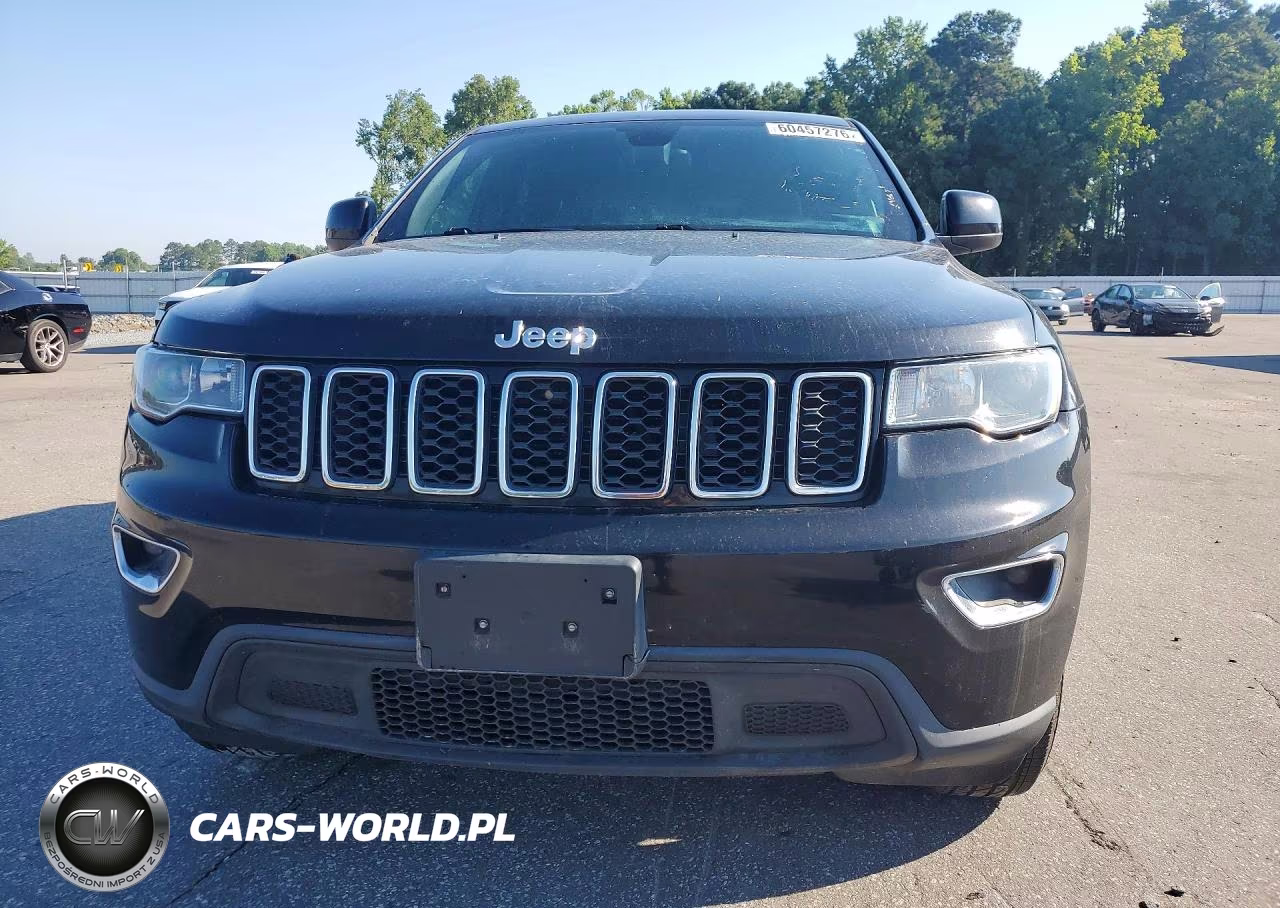 2017 Jeep Grand Cherokee Laredo VIN:1C4RJFAG7HC818225 - 5