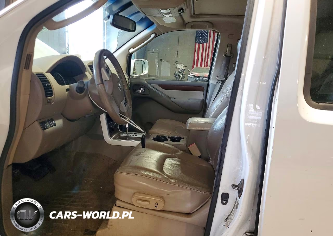 2011 Nissan Pathfinder S VIN:5N1AR1NB1BC625739 - 7